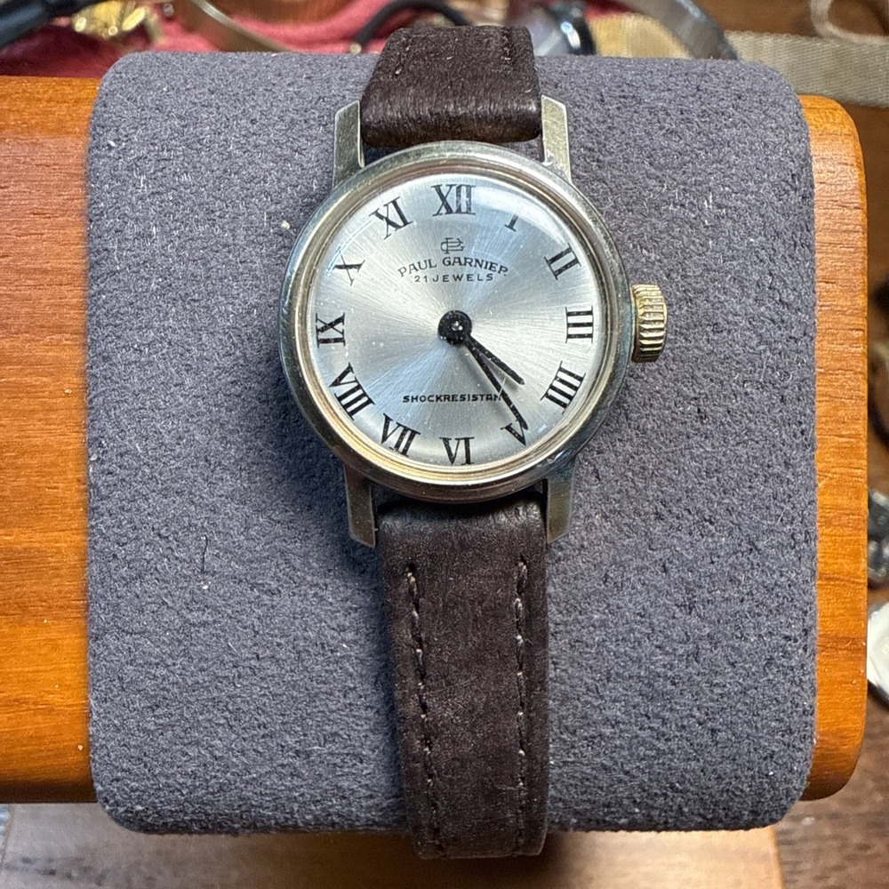 VINTAGE PAUL GERNIER 21 JEWEL WRIST WATCH New Band Runs Great Mint